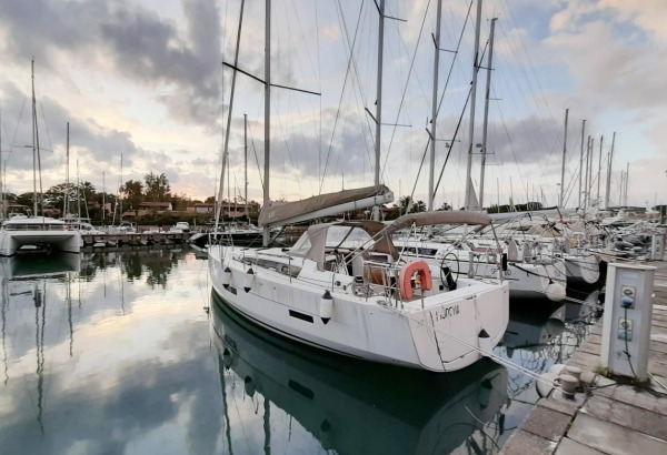 DUFOUR 430 Grand Large Fiodena