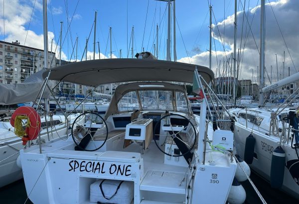 Dufour 390 Special One